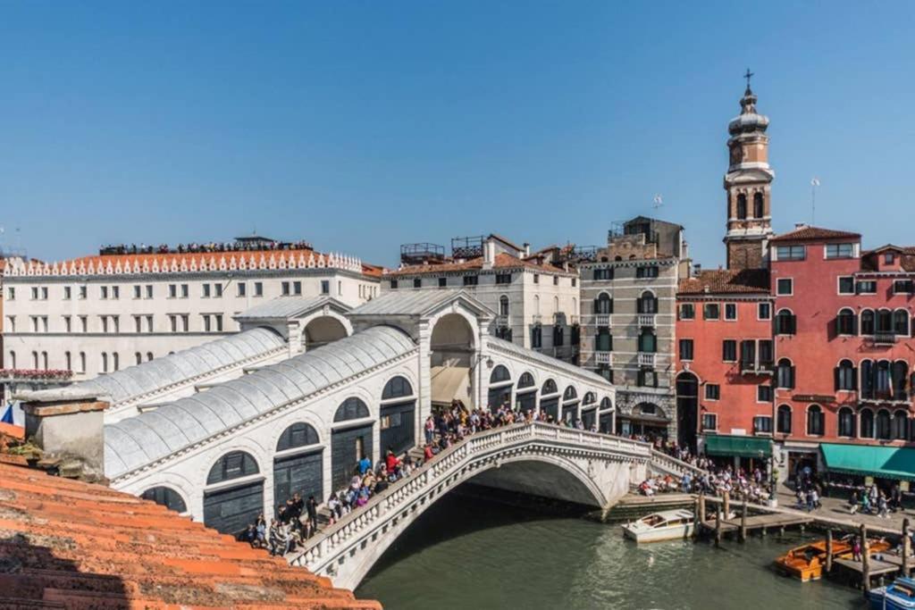 Rialto Apartment With Canal Grande View Benátky Exteriér fotografie