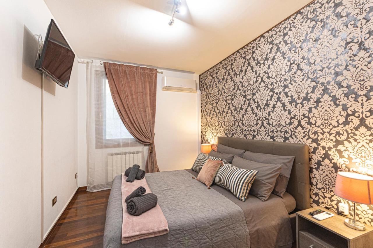 Rialto Apartment With Canal Grande View Benátky Exteriér fotografie