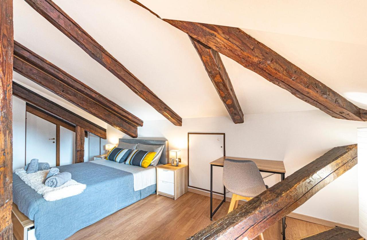 Rialto Apartment With Canal Grande View Benátky Exteriér fotografie