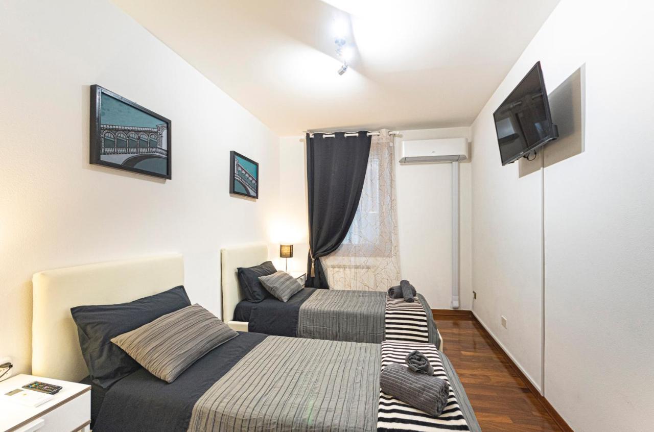 Rialto Apartment With Canal Grande View Benátky Exteriér fotografie