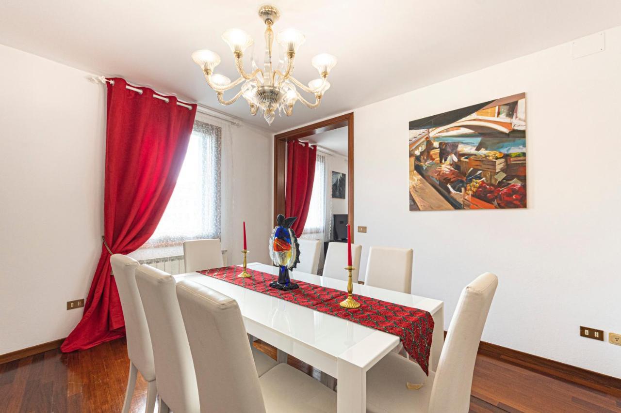 Rialto Apartment With Canal Grande View Benátky Exteriér fotografie